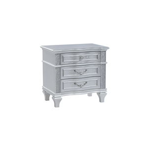Table de chevet de style contemporain en bois argenté avec 3 tiroirs de rangement - Product Image 1