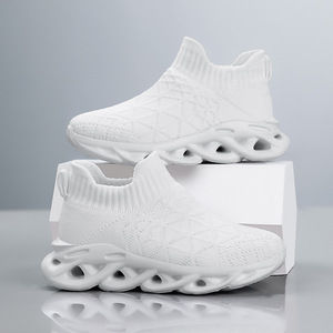 Zapatillas de running de malla transpirables para niños, estilo calcetín de una pieza, para primavera - Product Image 4