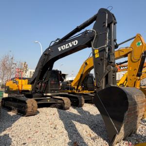 Excavatrice sur chenilles Volvo EC360 de 36 tonnes, robuste, avec moteur et pompe Volvo Penta - Product Image 1