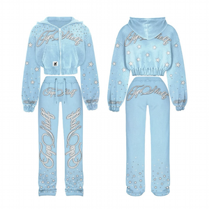 Ensemble de survêtements streetwear pour femme, comprenant un sweat à capuche court et un pantalon de survêtement, avec impression en relief, ensemble 2 pièces style Y2K - Product Image 3