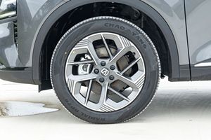 Modèle 2026 de voiture Changan à faible consommation de carburant, voiture à prix bas, voitures très rentables - Product Image 5