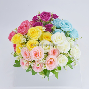 Venta al por mayor <span class=keywords><strong>rosas</strong></span> artificiales decoración flor artificial pequeños Ramos fiesta en casa boda decoración <span class=keywords><strong>rosas</strong></span> flores ramo <span class=keywords><strong>de</strong></span> novia - Product Image 3