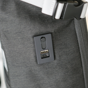 กระเป๋าเป้พลังงานแสงอาทิตย์แบบพับได้ พร้อมพอร์ตชาร์จ USB/Type-C สำหรับการตั้งแคมป์และเดินป่ากลางแจ้ง BS23002 กระเป๋าเป้พลังงานแสงอาทิตย์ไนลอนพร้อม Bui - Product Image 5