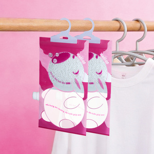 Sachets déshumidificateurs suspendus pour armoire, désodorisant au chlorure <span class=keywords><strong>de</strong></span> calcium, pour maison, voiture, placard, 400 ml, rechargeables, élimination <span class=keywords><strong>de</strong></span> l'<span class=keywords><strong>humidité</strong></span> - Product Image 1