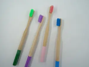 แปรงสีฟันไม้ไผ่คุณภาพสูงเป็นมิตรกับสิ่งแวดล้อมด้วยราคาที่ดีที่สุด