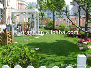 Césped sintético Césped artificial Paisajismo Césped artificial duradero Balcón Césped Vrey suave para patio de recreo - Product Image 6