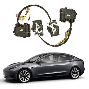 Kit di Chiusura Automatica con Aspirazione per Porte Elettriche Tesla 3/Tesla Y - Product Image 1