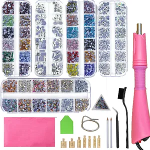 Kit d'outils d'application de strass thermocollants DIY rose et violet avec prise US/EU pour machines à strass VC Wholesale - Product Image 1