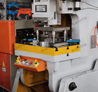 Machine de formage de rouleaux de lames de volets roulants à alimentation continue avec système de lubrification automatique indépendant