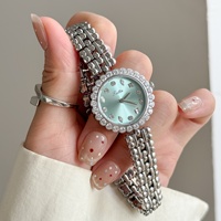 Jam Tangan Scottie 9659 Brilliant Luxe Crystal Index Marker untuk Wanita, Aksesori Pilihan Utama untuk Kencan Romantis, Jam Tangan Quartz Tahan Air