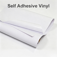 Rollo de Vinilo Autoadhesivo Impermeable, Imprimible, Superficie Lisa para Impresión de Formato Ancho y Película para Señalización Interior/Exterior