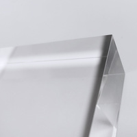 Cube de présentation de bijoux en acrylique transparent et écologique, taille et logo personnalisables, bloc de présentation pour vitrine