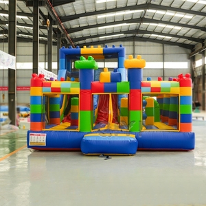 Château gonflable commercial extérieur avec toboggan pour enfants, coloris pastel, fabriqué en Chine - Product Image 1