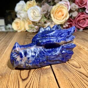 Tête de Dragon Sculptée en Divers Matériaux – Décoration Unique pour Bureau et Domicile – Déco de Bureau Scénique – Vente en Gros - Product Image 1