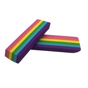 Gomme à effacer multicolore style arc-en-ciel amusante, produit scolaire et de bureau original - Product Image 1