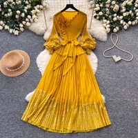 Robes de soirée élégantes pour femmes, style français, manches lanternes, robe trapèze, col en V, taille cintrée, mode décontractée haut de gamme, robe plissée