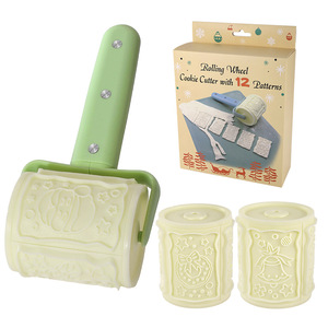 Ensemble de tampons à biscuits et emporte-pièces à roulettes pour fondant, avec 3 rouleaux pour la pâtisserie, qualité alimentaire - Product Image 2