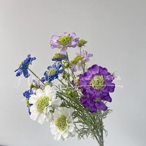 Bouquet de fleurs artificielles Chrysanthème Blanc Violet clair Bleu Violet foncé Haute simulation Décoration de mariage et de maison - Product Image 2