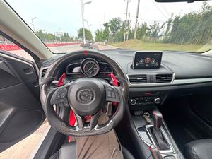 <span class=keywords><strong>Mazda</strong></span> <span class=keywords><strong>3</strong></span> Axela 2.0L essence berline automatique LHD <span class=keywords><strong>2014</strong></span> d'occasion pour l'exportation - Product Image 5