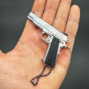 Vendita Diretta dalla Fabbrica: Portachiavi Miniatura Kimber 1911 1:3, Regalo, Giocattolo, Modello a Forma di Pistola in Metallo - Product Image 5