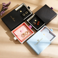 Boîtes rigides magnétiques en carton de luxe personnalisées pour l'expédition de bijoux - Boîte à collier en papier fleuri avec logo personnalisé