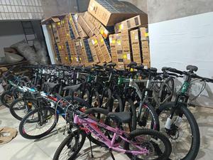 Vélo d'<span class=keywords><strong>occasion</strong></span> en alliage d'aluminium de 26 pouces et 27,5 pouces avec frein à disque et 24 vitesses, couleurs mélangées, légèrement abîmé - Product Image 6