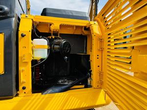 ขายดี รถขุดตีนตะขาบ Komatsu PC130 มือสองคุณภาพดี ปี 2022 เครื่องยนต์ดีเซล ปั๊มไฮดรอลิก สภาพดีเยี่ยม - Product Image 4