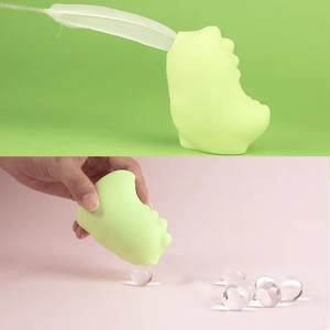 Vibrateur à succion STELLAR PATH en silicone + ABS avec design en forme de rose pour la stimulation des mamelons et du clitoris, pour lécher et sucer - Product Image 5
