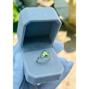 Bague ovale en péridot naturel, argent sterling 925 plaqué or |   Pierre précieuse péridot authentique 6x4 MM |   Fête d'anniversaire de mariage faite à la main - Product Image 1