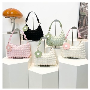 Borsa a Spalla Quadrata da Donna, Morbida e Plissettata, con <span class=keywords><strong>Tracolla</strong></span> Regolabile - Product Image 1