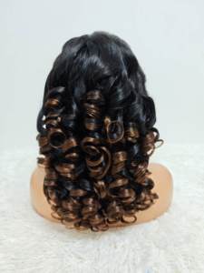 Promoción de $76 Letsfly, Pelucas de Cabello Humano Remy 100% con Ondas Sueltas y Frente de Encaje 13x4 de 18 Pulgadas, Diferentes Colores Disponibles, Pelucas Voluminosas 250% - Product Image 1