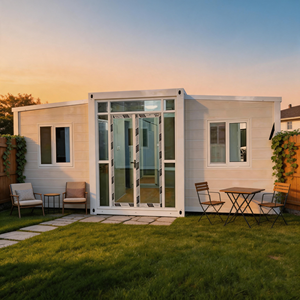 Maison conteneur extensible personnalisée en panneaux sandwich isolés, certifiée CE, style européen moderne, avec cuisine et aménagement ADU, pour <span class=keywords><strong>location</strong></span> en arrière-cour - Product Image 1