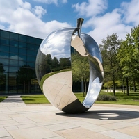 Statue de pomme moderne en acier inoxydable ajouré, sculpture de fruit en métal poli miroir pour pavillon sur le thème de l'innovation, parc technologique