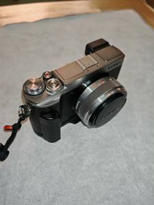 <span class=keywords><strong>Segunda</strong></span> <span class=keywords><strong>mano</strong></span> Original Panasonics 20.3MP Fotografía sin espejo Flip Over Pantalla táctil - Product Image 4