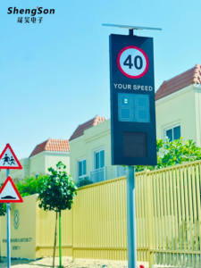 Sensor de Velocidad Doppler Solar Inteligente SHENGHAO para Seguridad Vial, Señalización de Velocidad con 18 LED, Película Reflectante de Cuarto Grado, PVC - Product Image 5