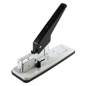 Qixin B3063 Heavy Duty Stapler 200 <b>Sheet</b> Capacity <b>Thick</b> Type Office Use - Product Image 3
