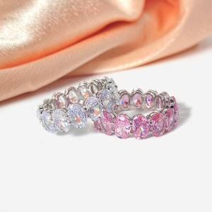 Collection de bagues tendance en laiton avec zircon rose pour femme, idéales pour les fêtes et mariages, plaquées or 18 carats et rhodium - Product Image 1