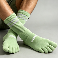 Chaussettes de sport pieds nus OEM personnalisées d'usine de haute qualité, chaussettes à cinq doigts, chaussettes en laine anti-humidité, chaussettes à orteils pour la randonnée et la gym