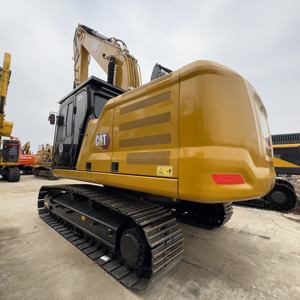 Excavadora Usada CAT 330 GC de 30 Toneladas Sin DEF para Carga en Canteras y Apilamiento de Agregados - Product Image 1