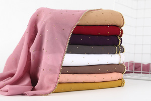 Vente en gros de hijabs musulmans élégants et décoratifs pour femmes, en mousseline de soie respirante, 180*70CM, en polyester - Product Image 3