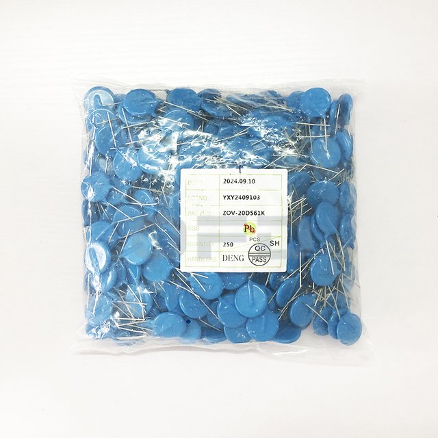 20D561K Metal Oxide Varistors Through Hole 20D Series Circuit Protection MOV 504V~616V Metal Oxide Varistors 20D561K