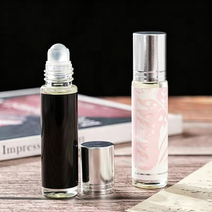 Échantillon en gros <span class=keywords><strong>de</strong></span> parfum roll-on 10 ml |   Parfum frais longue durée sans <span class=keywords><strong>alcool</strong></span> |   pour femmes |   Usage quotidien |   Moyen-Orient - Product Image 4
