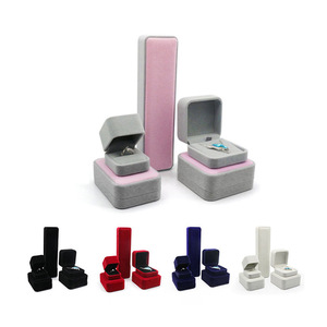 Cajas de regalo de joyería de madera de terciopelo clásico para collar, colgante, pulsera, anillo, pendiente, almacenamiento, logotipo personalizado, embalaje, cartón empaquetado - Product Image 3