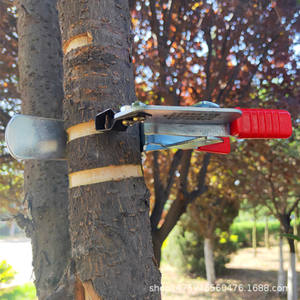 Pince à écorcher Swift Legs Medium Ring Barking Pliers avec lame en acier et poignée antidérapante pour l'écorçage des arbres fruitiers - Product Image 2