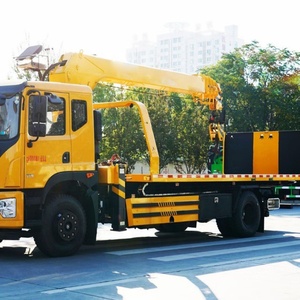 Camion diesel automatique 132 kW 4x4, camionnette diesel, camion à plateau de dépannage, vente en gros <span class=keywords><strong>pour</strong></span> Dongfeng - Product Image 2