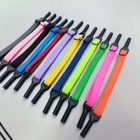 Cordon réglable en métal à motif cœur antidérapant pour lunettes de vue et de soleil 21CM Stabilité améliorée Marque S&H SH-WS001 Fabriqué en Chine Emballé