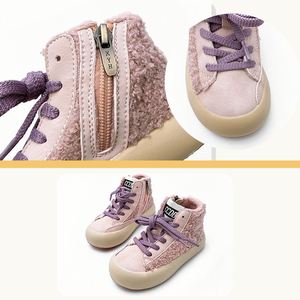 Collection d'automne Vente en gros de baskets en cuir personnalisées pour garçons et filles Chaussures de sport de luxe pour enfants avec semelle en caoutchouc - Product Image 4