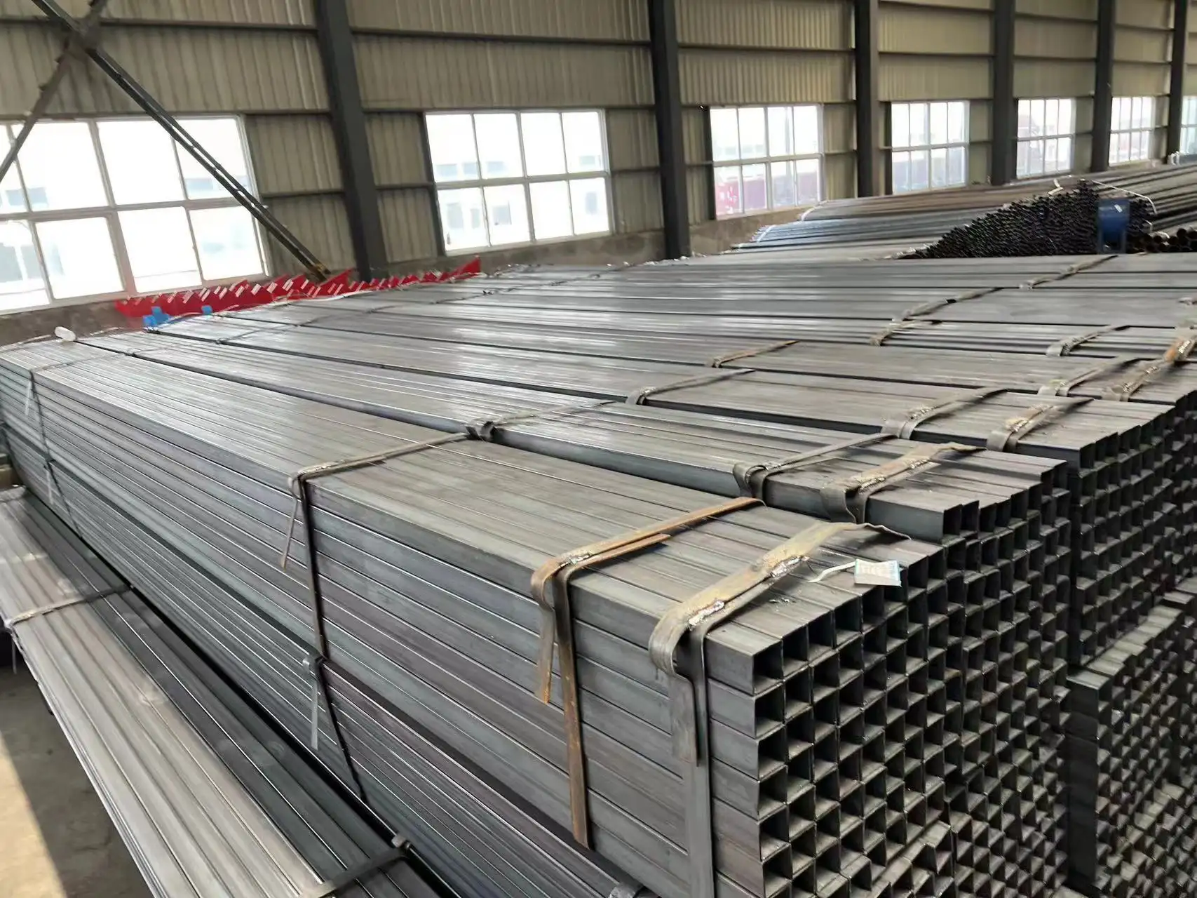Cheap Price Erw Black Square Pipe Welded Galvanized Square Steel Pipes