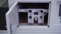 Nouvelle machine de traitement de surface semi-automatique à tunnel UV Excimer 172 nm pour l'emballage |   Effet mat doux au toucher |   Utilisation facile |