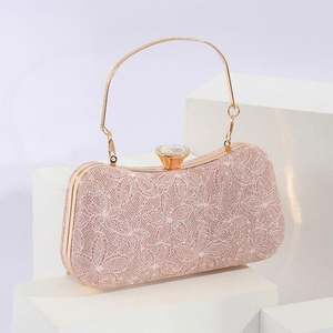 Pochettes rigides tendance, pochettes rondes, parfaites pour les fêtes, les mariages, les bals de promo et les événements du soir - Product Image 1